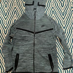 Nike Knit Tech sweatershirt